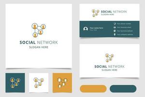 social rede logotipo Projeto com editável slogan. branding livro e o negócio cartão modelo. vetor