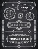 Conjunto de emblemas Vintage retrô, quadros, etiquetas e bordas. Fundo de quadro de giz vetor