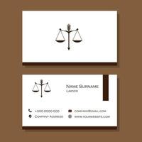 cartão de visita de advogado marrom e branco com design de escalas de justiça vetor