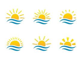 coleção de temlates de logotipo de desenho animado do nascer do sol e do mar. ondas de água e conjunto de ícones de raios de sol. vetor