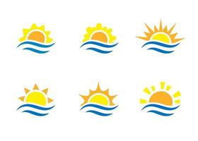 coleção de temlates de logotipo de desenho animado do nascer do sol e do mar. ondas de água e conjunto de ícones de raios de sol. vetor