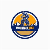 andar de logotipo de vetor de mountain bike