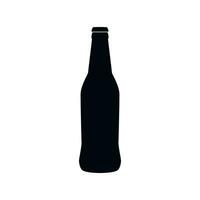 Preto garrafa Cerveja ícone isolado em branco fundo. vetor ilustração