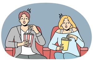 casal come pipoca gosta de filme no cinema. homem e mulher emocionais se sentem atordoados com o filme no cinema. entretenimento e fim de semana. ilustração vetorial. vetor