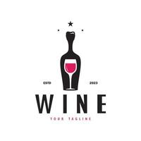 vinho logotipo com vinho óculos e garrafas.para noite clubes, bares, cafés e vinho lojas. vetor