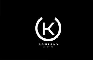 k design de ícone de alfabeto de letra branca e preta para empresa e negócios vetor