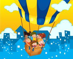 Crianças, montando, balloon, cidade vetor