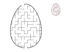 uma Labirinto quebra-cabeça. a ovo em forma Labirinto. entretenimento para crianças e adultos vetor