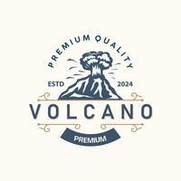 vulcão logotipo ilustração silhueta Projeto vulcão montanha em erupção com simples pedras e lava vetor