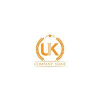 carta ku ou Reino Unido advogado logotipo, adequado para qualquer o negócio relacionado para advogado com ku ou Reino Unido iniciais. vetor