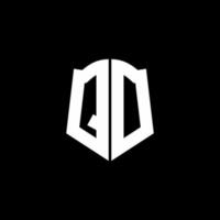 Fita de logotipo de letra de monograma qd com estilo de escudo isolado em fundo preto vetor