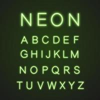 Conjunto de ícones de luz de néon do alfabeto verde. abc. sinais brilhantes. cartas. ilustrações isoladas de vetor