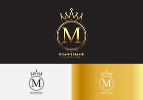 letra m conceito de logotipo de coroa de luxo ouro vetor