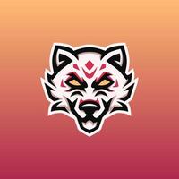 design de logotipo de esport de mascote kitsune vetor