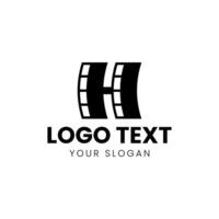 uma Preto e branco logotipo para uma filme companhia vetor