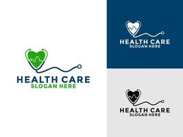 médico ou clínica logotipo ícone, estetoscópio logotipo cuidados de saúde com coração forma e médico Projeto vetor