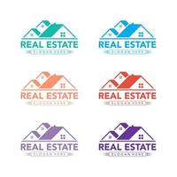 design de logotipo imobiliário em modelo multicolorido ou vetorial no telhado vetor