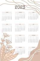 Calendário de 2023 com formas orgânicas desenhadas à mão na moda e elementos botânicos florais em paleta neutra bege vetor