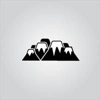 logotipo da expedição na montanha e logotipo do explorador da montanha vetor