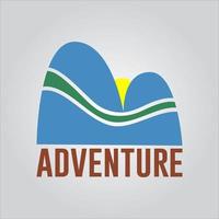 logotipo da aventura da vida selvagem na floresta e nas montanhas vetor