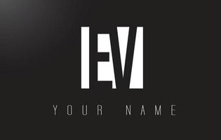 logotipo da carta ev com design de espaço negativo preto e branco. vetor
