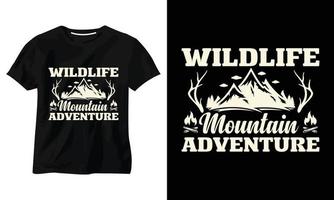 design de camiseta de aventura na montanha da vida selvagem vetor