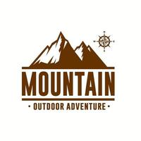 vetor de logotipo de aventura ao ar livre de montanha