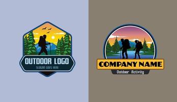 logotipo de caminhada de acampamento de alpinismo vetor