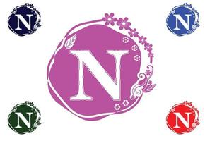 letra n com logotipo de flor e modelo de design gráfico de ícone vetor