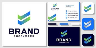 lista de verificação geométrica de triângulo de marca verifique o design de logotipo moderno com modelo de cartão de visita vetor