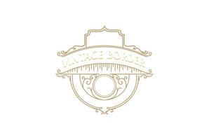 vintage retrô moldura em branco dourada crachá emblema rótulo logotipo design vetor