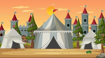 acampamento de cena da cidade medieval com tendas e castelo vetor