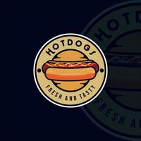 hotdog logotipo moderno vetor vintage ilustração modelo ícone design gráfico. sinal de fast food ou símbolo com distintivo de círculo e tipografia de letras