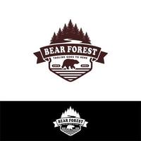 logotipo retrô do urso da floresta com árvores e rio vetor