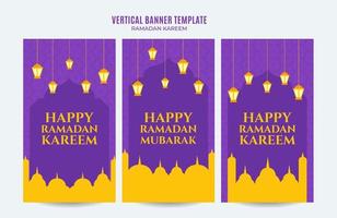 área e fundo do espaço vertical do banner da web do ramadan kareem vetor