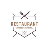 emblema vintage clássico colher cruzada garfo faca rústico vintage retrô para cozinha comida menu prato restaurante logotipo inspiração vetor