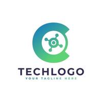 logotipo da letra c da tecnologia. forma geométrica verde com círculo de pontos conectado como vetor de logotipo de rede. utilizável para logotipos de negócios e tecnologia.