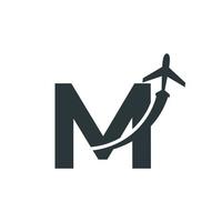 letra inicial m viagem com elemento de modelo de design de logotipo de voo de avião vetor