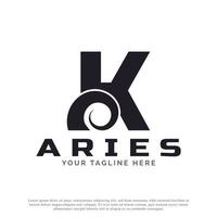 letra inicial k com chifre de carneiro de cabra para inspiração de design de logotipo de Áries. modelo de elemento de logotipo animal vetor
