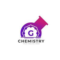 letra g dentro do elemento de modelo de design de logotipo de laboratório de tubo de química vetor