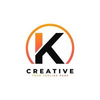 design de logotipo letra k com cor laranja preta e círculo. vetor de logotipo de letras de ícone moderno legal.