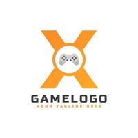 letra inicial x com ícone de console de jogos e pixel para o conceito de logotipo de jogos. utilizável para logotipos de aplicativos de inicialização de negócios, tecnologia e jogos.