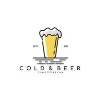 inspiração de design de logotipo de cerveja e frio. modelo de logotipo de cerveja de arte de linha. ilustração vetorial vetor