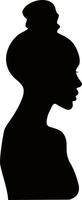 silhueta de rosto de mulher africana. perfil de silhueta de mulher afro-americana bonita elegante em preto. logotipo de sinal de perfil jovem atraente vetor