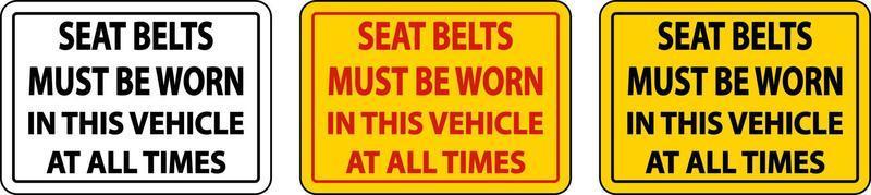 cintos de segurança devem ser usados sinal de etiqueta em fundo branco vetor