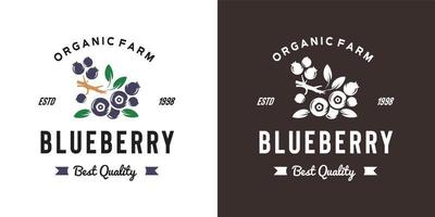 ilustração de logotipo de frutas de mirtilo vintage adequada para loja de frutas e fazenda de frutas vetor