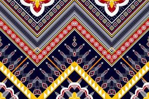 design de padrão étnico geométrico abstrato. tecido asteca tapete mandala ornamento boho nativo chevron têxtil decoração wallpaper. fundo de vetor de bordado tradicional étnico tribal