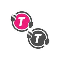 ícone de garfo e colher circulando o design do logotipo da letra t