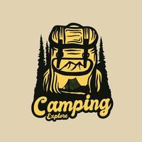 logotipo de aventura de mochila de acampamento vetor