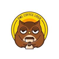 logotipo de café com coruja fofa vetor